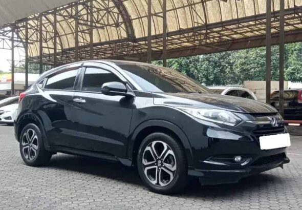 HONDA HR-V 1.8 PRESTIGE CVT - ( 2015 ) IDR 217.000.000